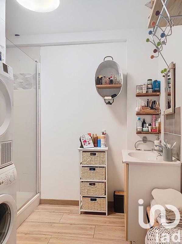 Maison - 225 m² - 10 pièces