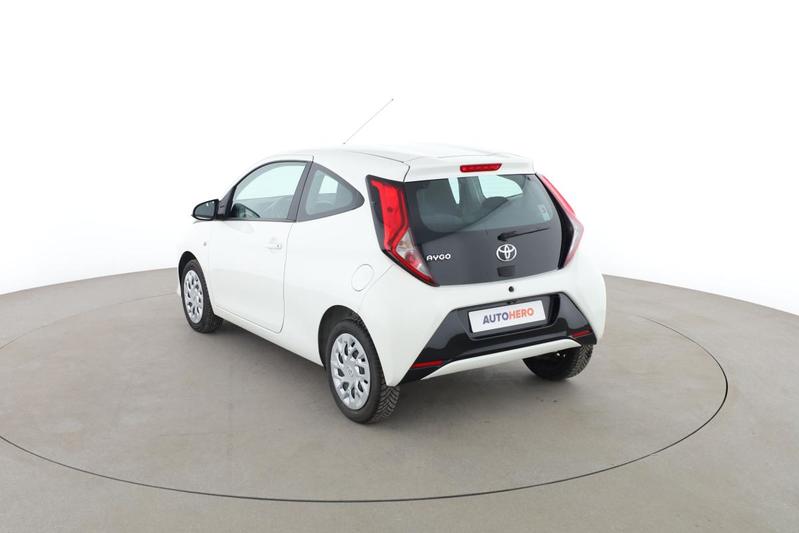 Toyota Aygo 1.0 Vvt-i X-Play X-Shift 3p 72 ch