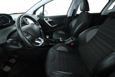 Peugeot 2008 1.5 Blue-HDi Allure 100 ch