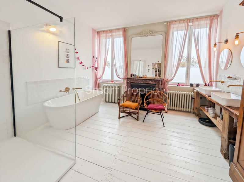 Maison de village - 210 m² - 5 pièces