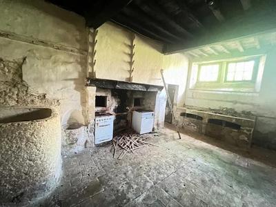 Maison de village - 300 m² - 8 pièces