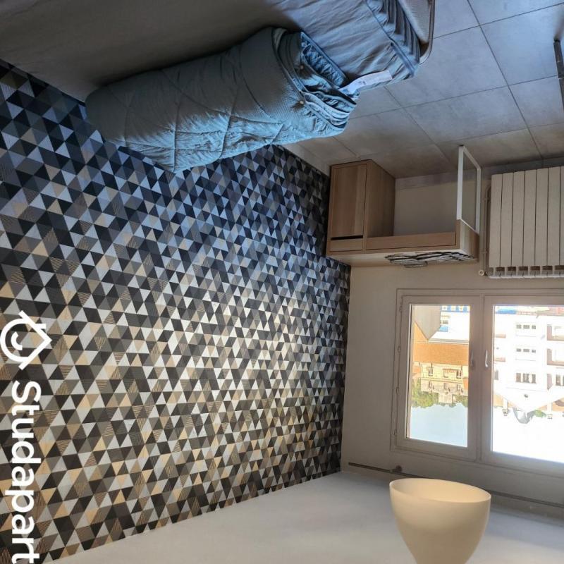 Chambre - 11 m² - 1 pièce