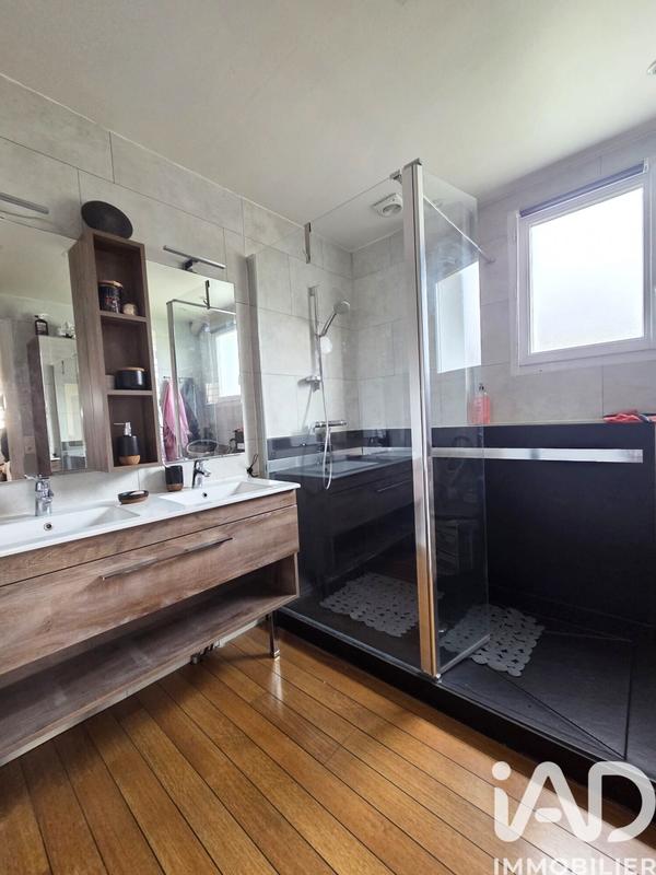 Maison - 151 m² - 6 pièces