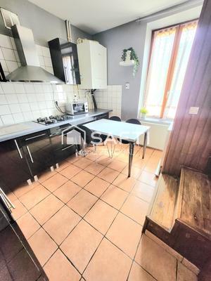 Maison - 160 m² - 7 pièces