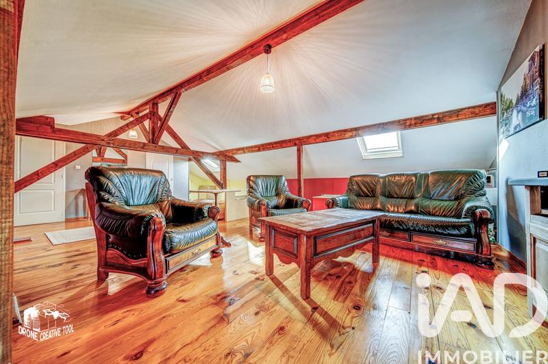 Maison - 167 m² - 6 pièces