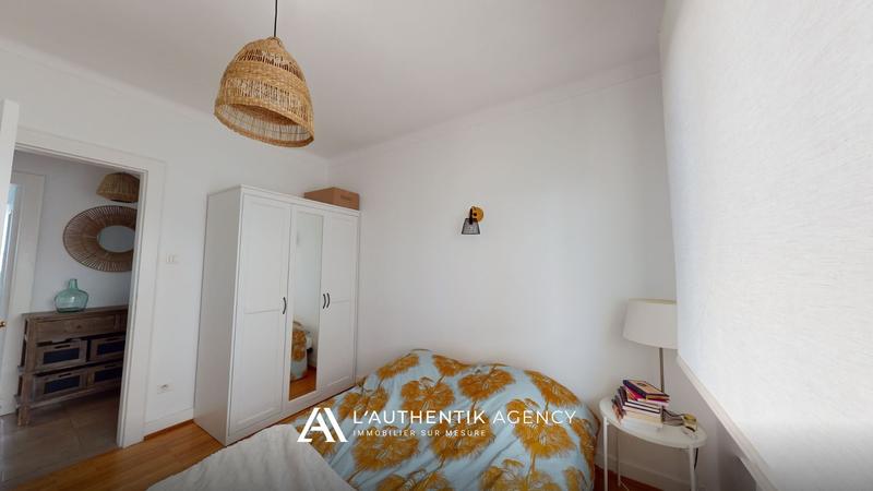 Appartement - 82 m² - 4 pièces