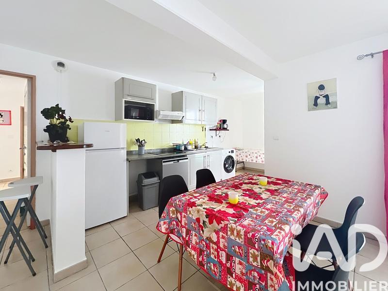 Appartement - 75 m² - 3 pièces