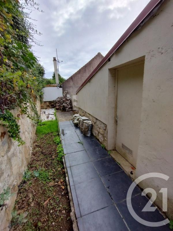 Maison - 99 m² - 4 pièces