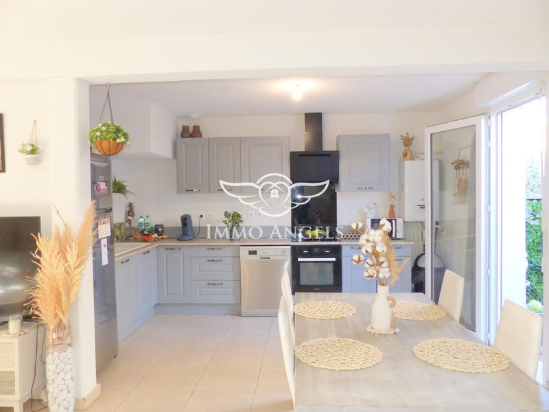 Maison - 88 m² - 4 pièces