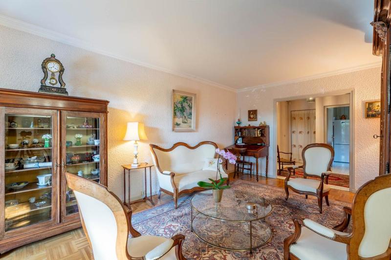 Appartement - 90 m² - 4 pièces