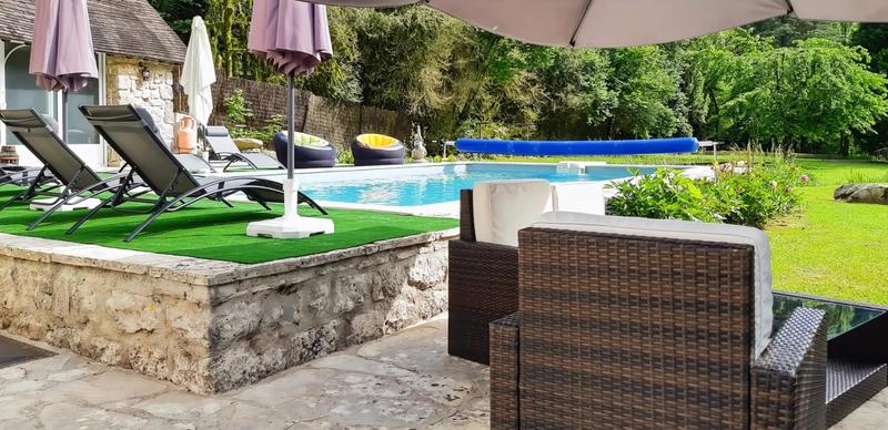 Moulin - 390 m² - 9 pièces