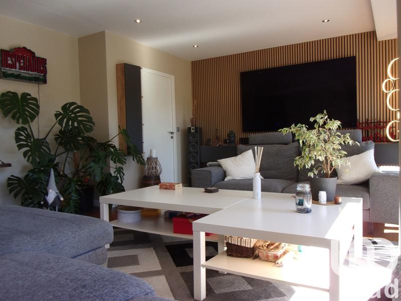 Maison - 221 m² - 9 pièces