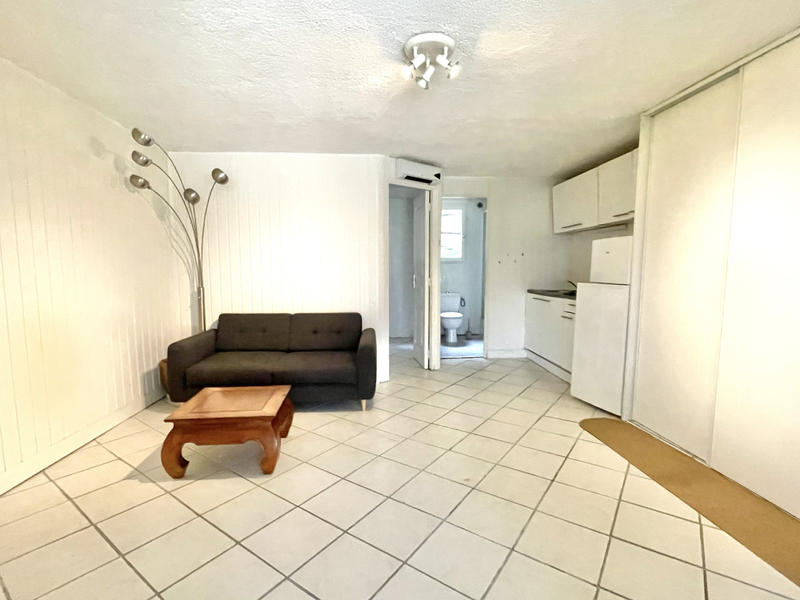 Maison - 285 m² - 15 pièces