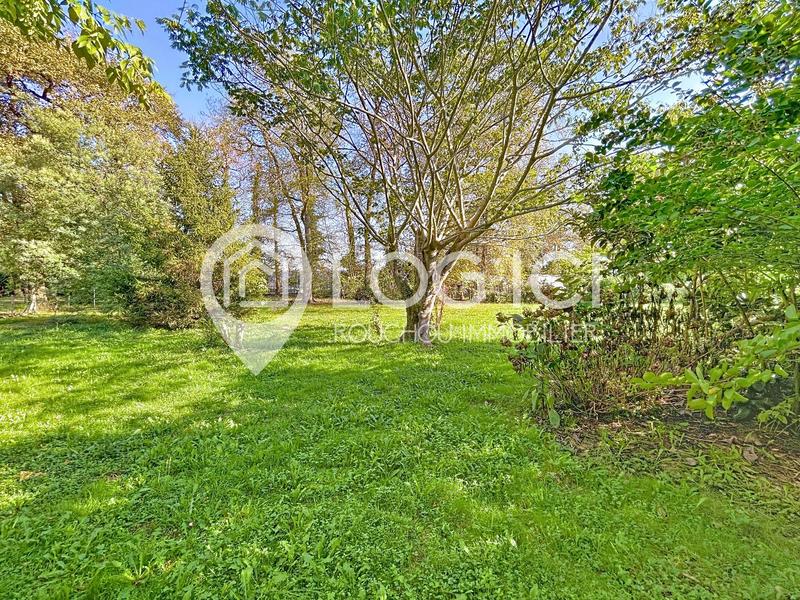 Maison - 207 m² - 7 pièces