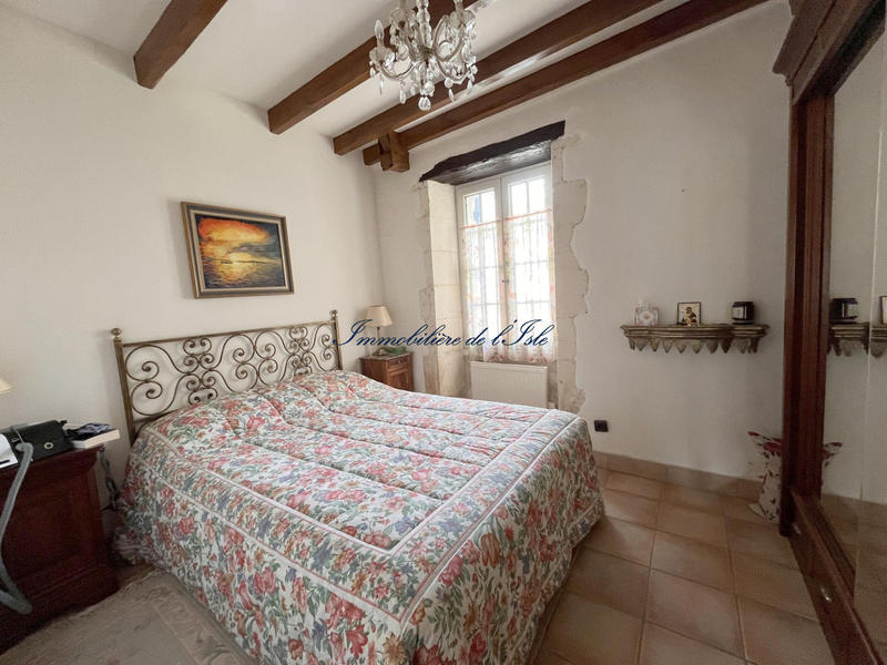 Maison - 140 m² - 7 pièces