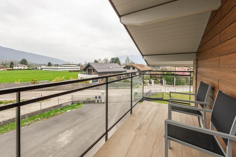 Appartement - 93 m² - 5 pièces