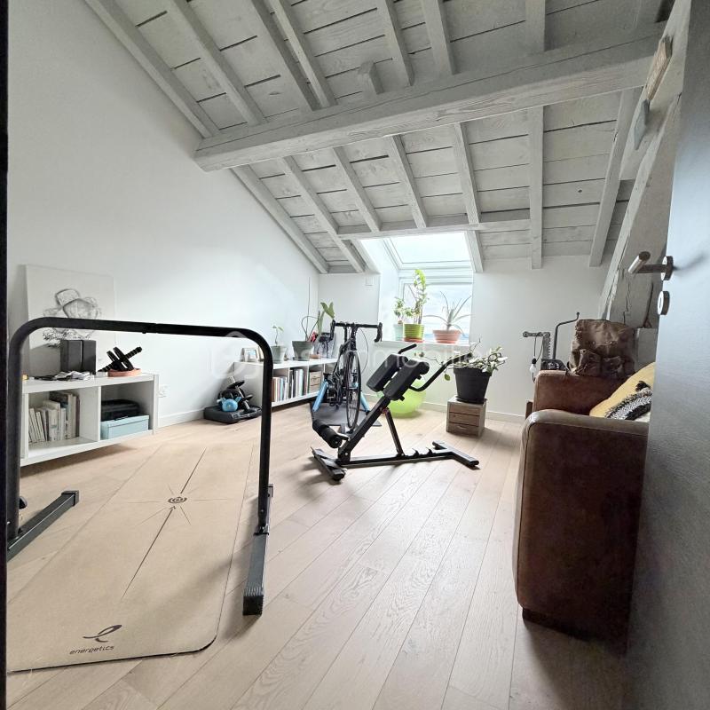 Appartement - 189 m² - 6 pièces