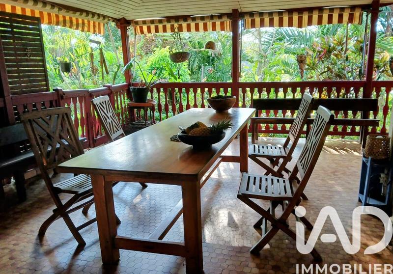 Maison - 194 m² - 9 pièces