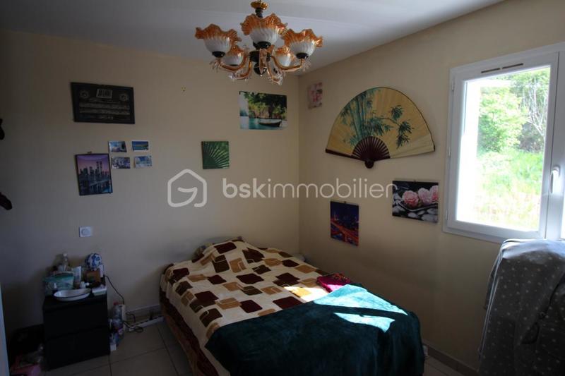 Maison traditionnelle - 171 m² - 7 pièces