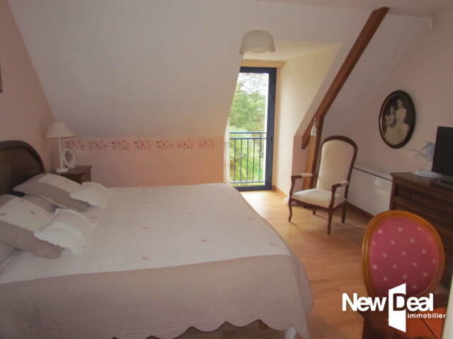 Propriété - 228 m² - 7 pièces