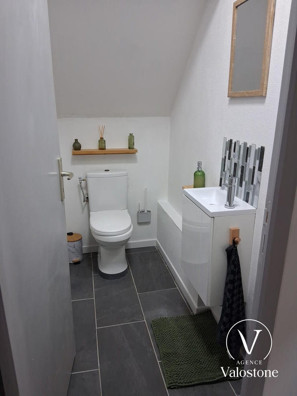 Maison - 205 m² - 5 pièces