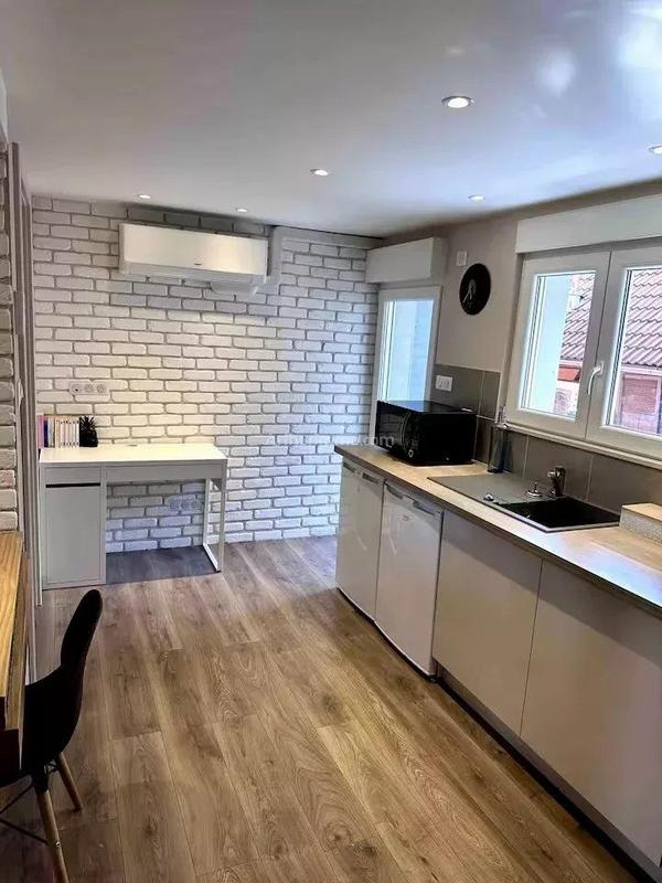 Immeuble - 110 m² - 6 pièces