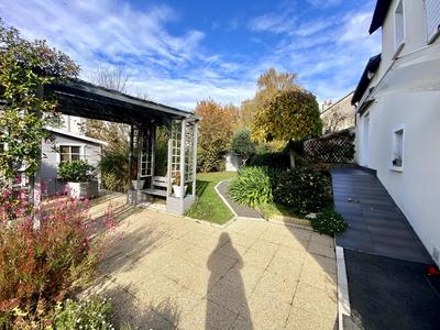 Maison - 145 m² - 5 pièces