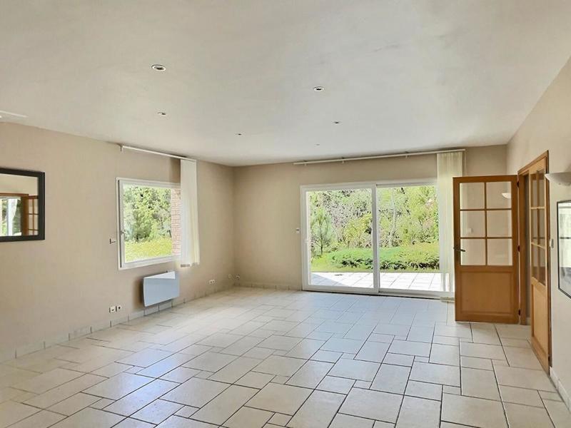 Villa - 250 m² - 10 pièces