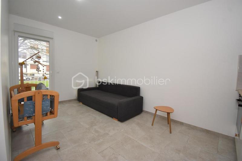 Appartement - 85 m² - 5 pièces