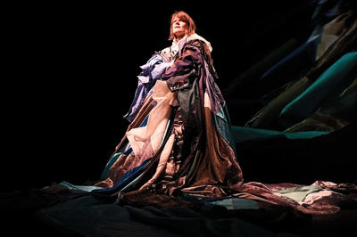 &quot;Alarm clocks...&quot; Robyn Orlin, Camille &amp; Phuphuma Love Minus