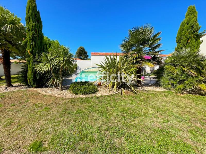 Maison - 135 m² - 6 pièces