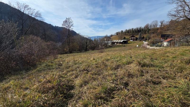 Terrain constructible - 655 m²
