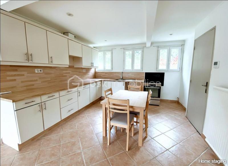 Maison - 106 m² - 6 pièces