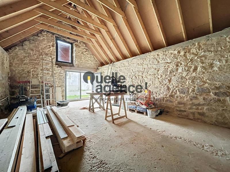 Maison - 151 m² - 7 pièces