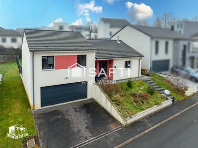 Maison - 98 m² - 4 pièces