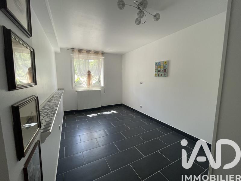 Maison - 212 m² - 7 pièces