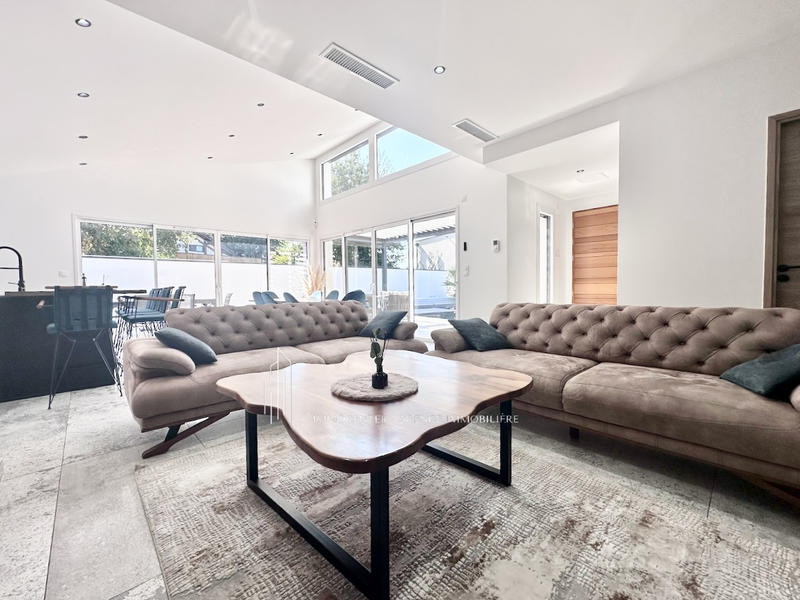 Villa - 165 m² - 6 pièces