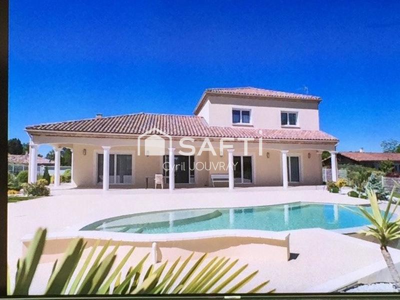 Villa - 185 m² - 6 pièces