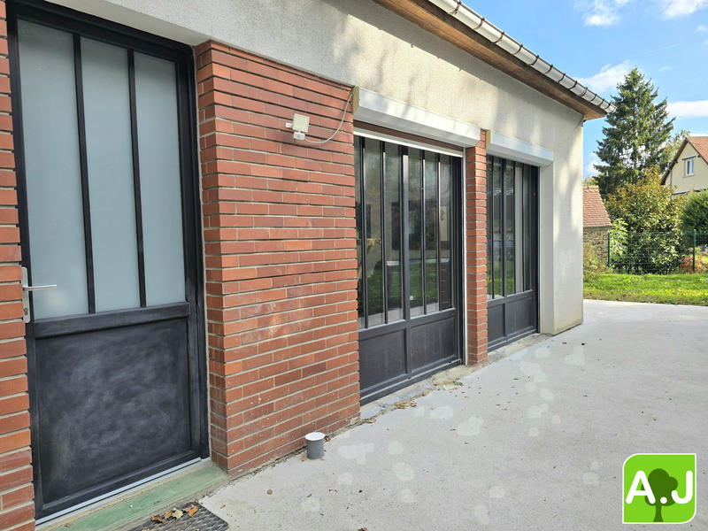 Maison traditionnelle - 131 m² - 6 pièces