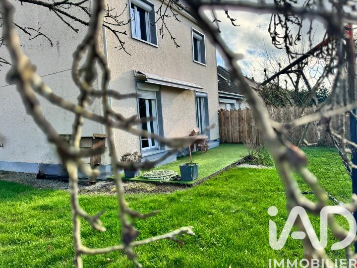 Maison - 90 m² - 5 pièces