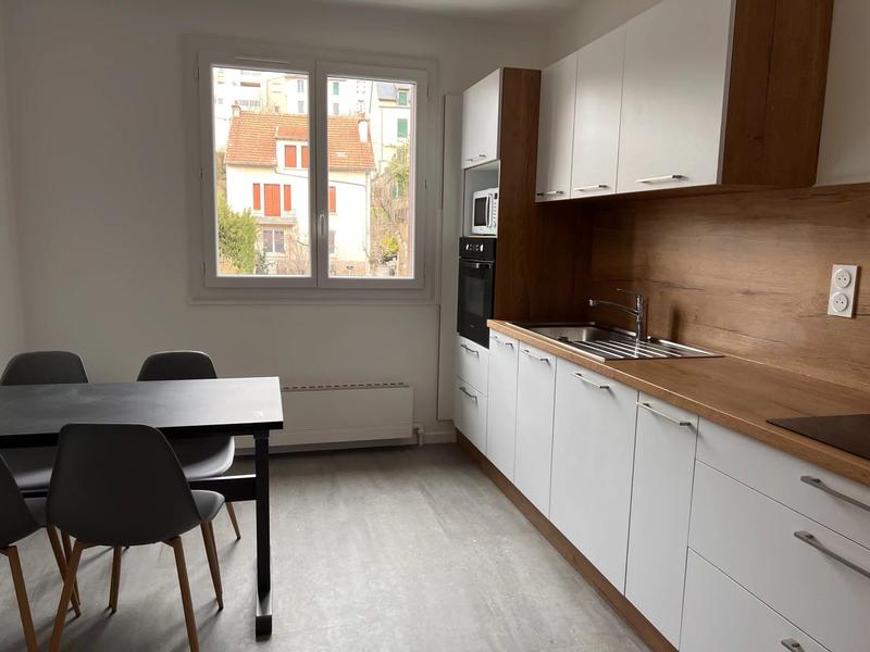 Appartement - 86 m² - 4 pièces