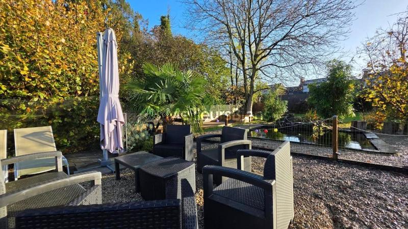 Maison - 163 m² - 7 pièces