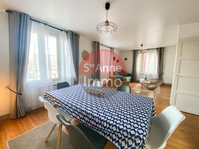 Maison - 127 m² - 5 pièces