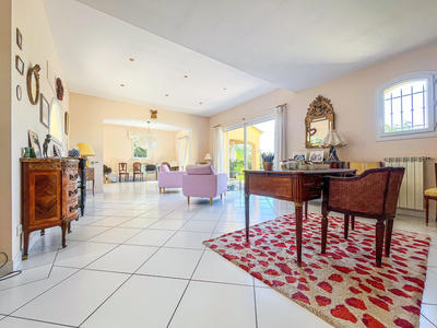 Villa - 148 m² - 6 pièces