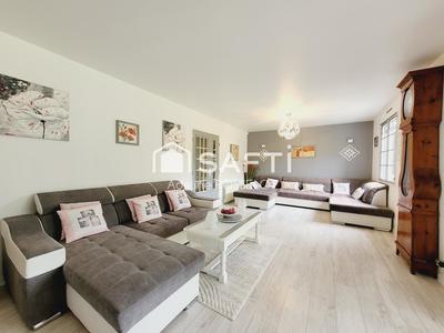 Maison - 136 m² - 5 pièces