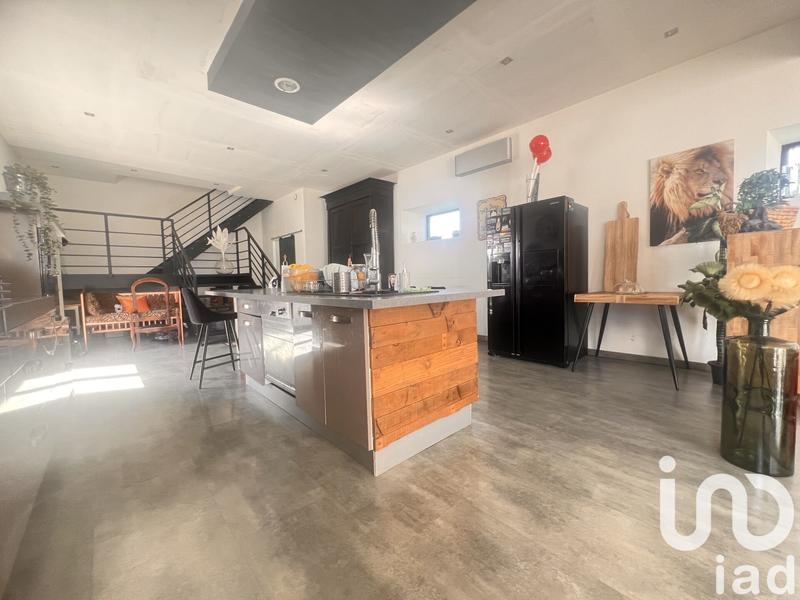 Maison - 227 m² - 7 pièces