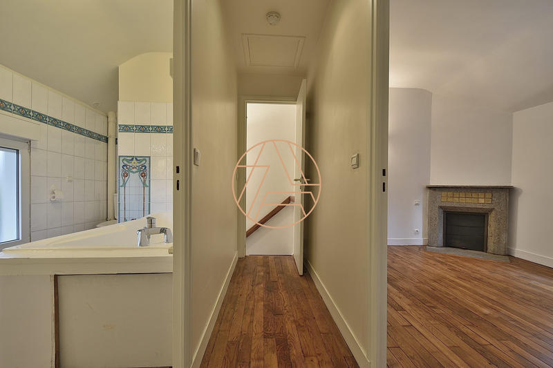 Maison - 93 m² - 5 pièces