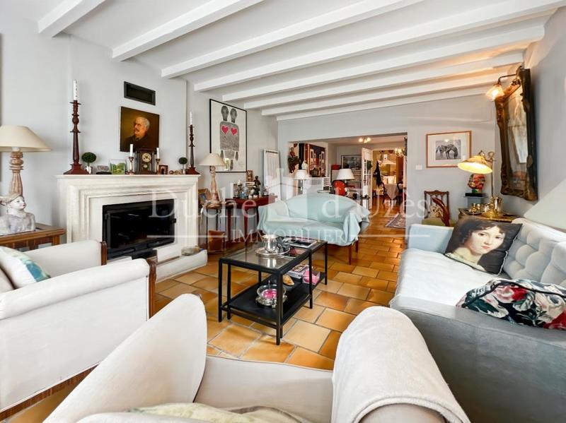 Maison - 166 m² - 5 pièces