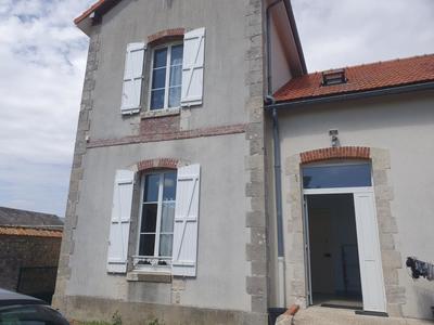 Maison - 100 m² - 4 pièces