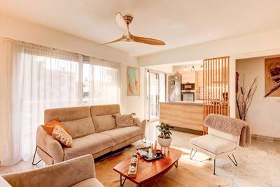 Appartement - 77 m² - 3 pièces